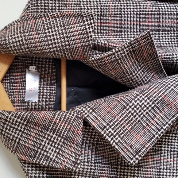 Korean brand winter coat - Picture 2 of 9